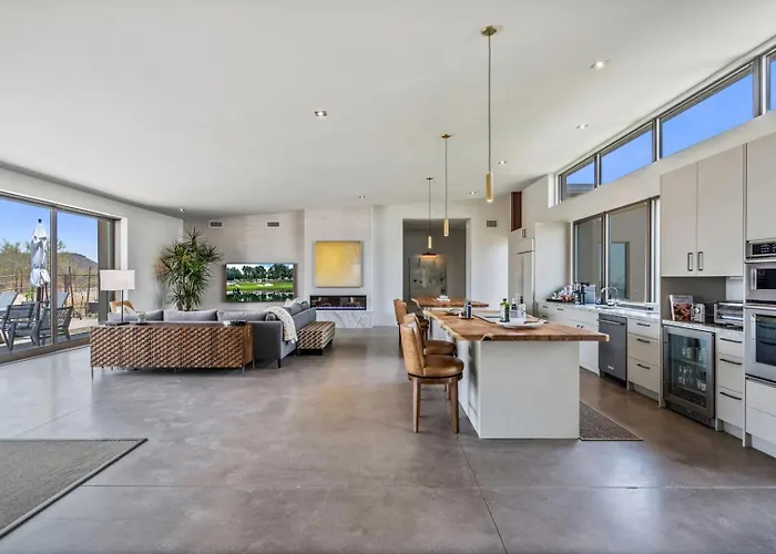 Paradise Canyon - 3 Estates - Casita & Horse Stables Holiday home Fort McDowell