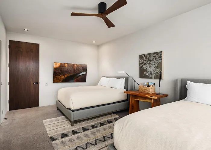Paradise Canyon - 3 Estates - Casita & Horse Stables Holiday home Fort McDowell
