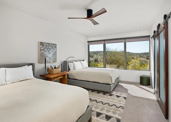 Paradise Canyon - 3 Estates - Casita & Horse Stables Holiday home Fort McDowell